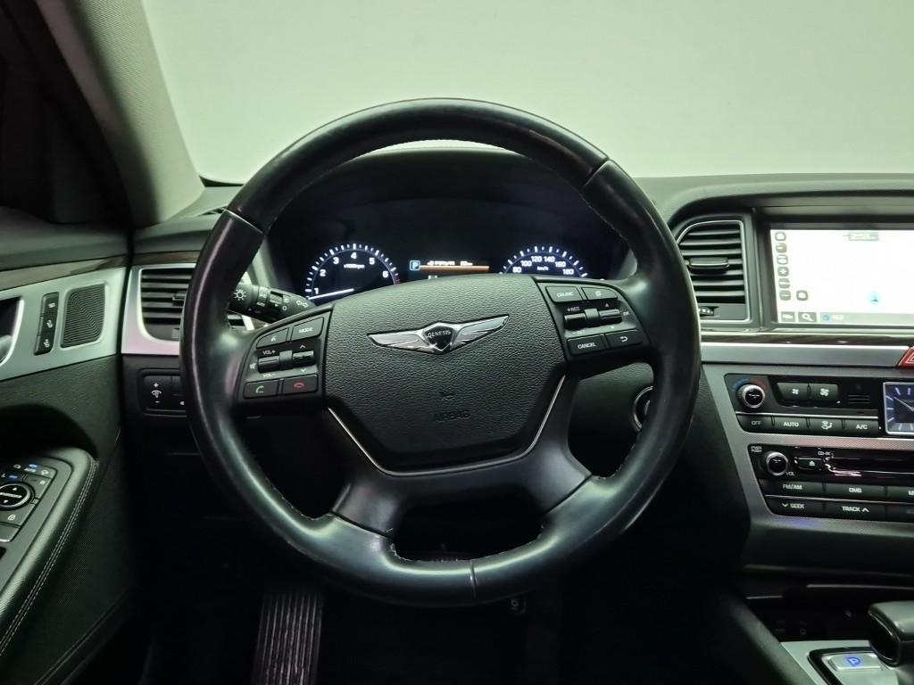Genesis G80 - Vista 9