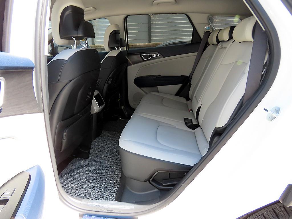 KIA Sportage - Vista 6