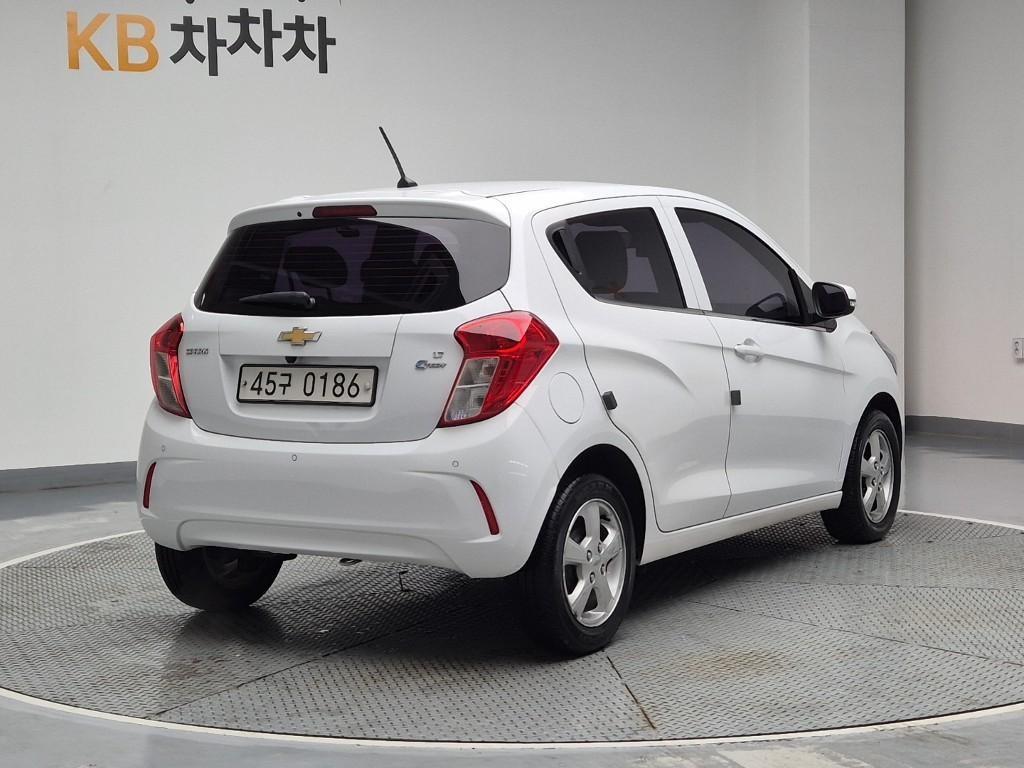 Chevrolet Spark - Vista 3