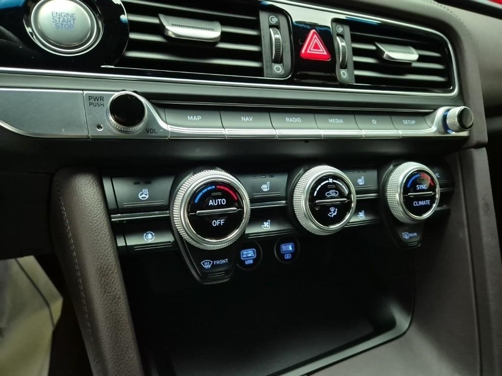 Genesis G70 2023 Blanco - Importación desde Corea - HF Imports Iquique - Foto 18