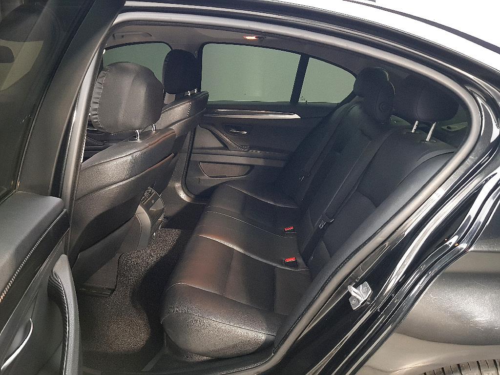 BMW 5 Series - Vista 9