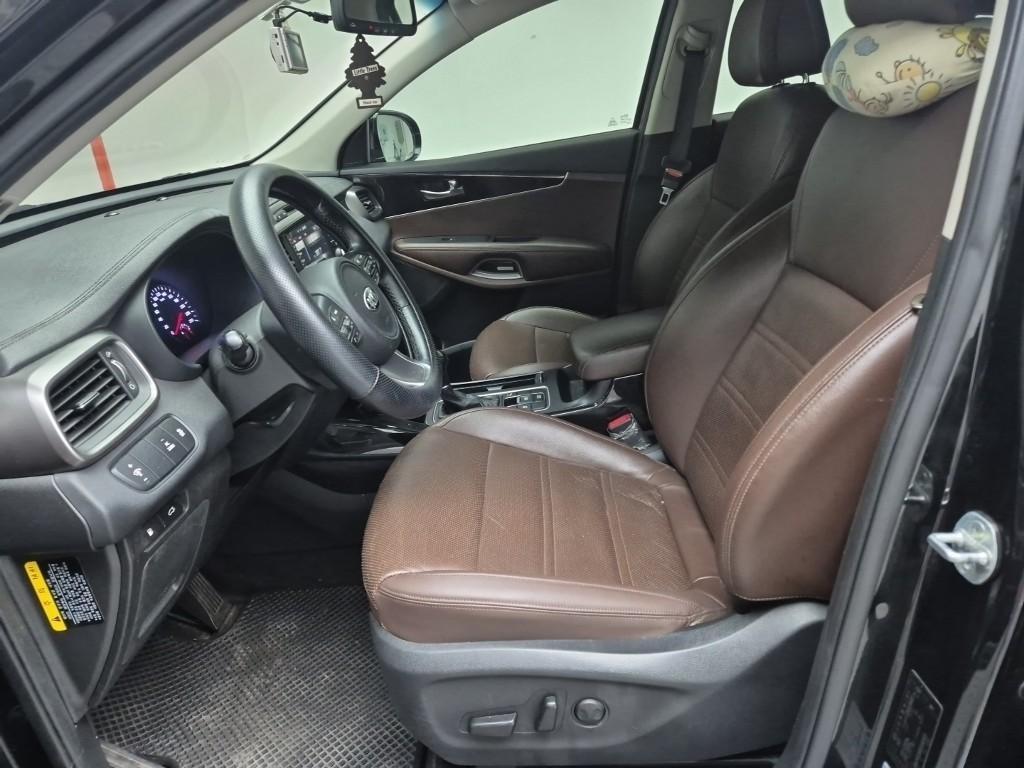 KIA Sorento - Vista 11