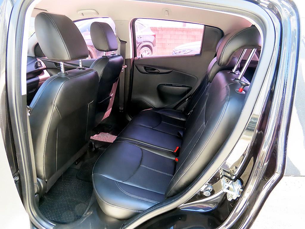 Chevrolet Spark - Vista 6