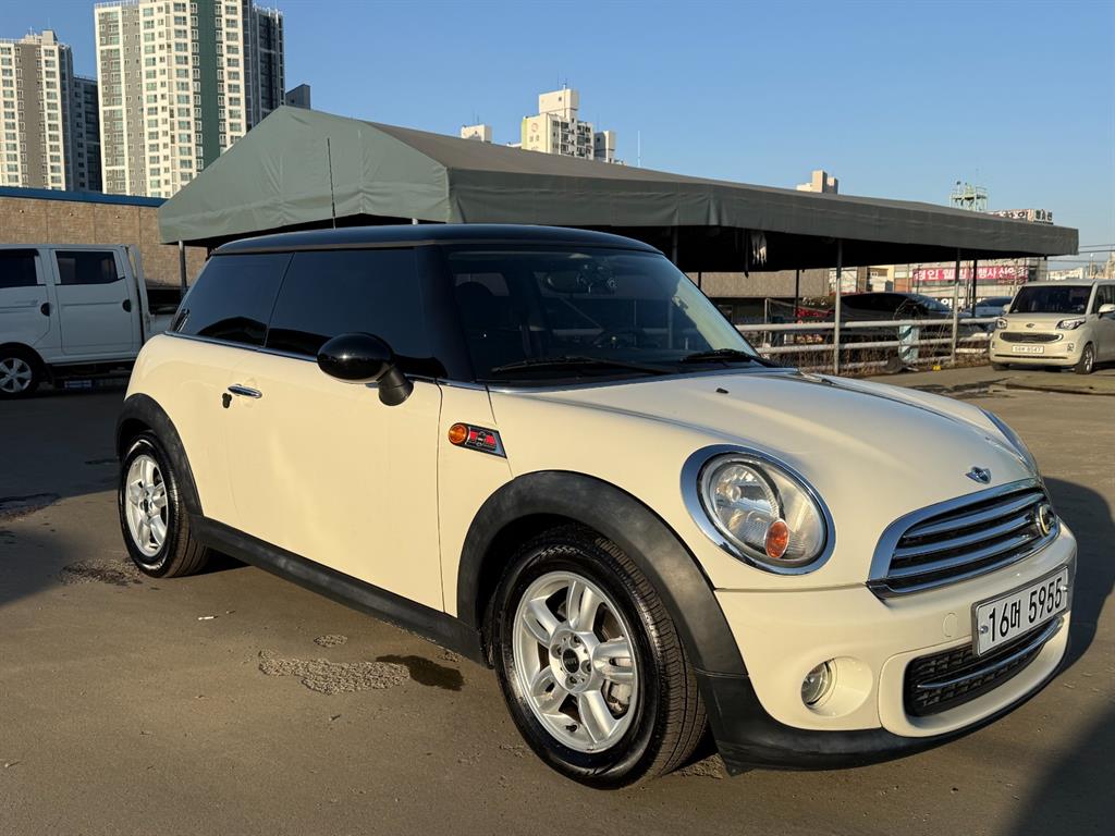 Mini Cooper - Vista 2
