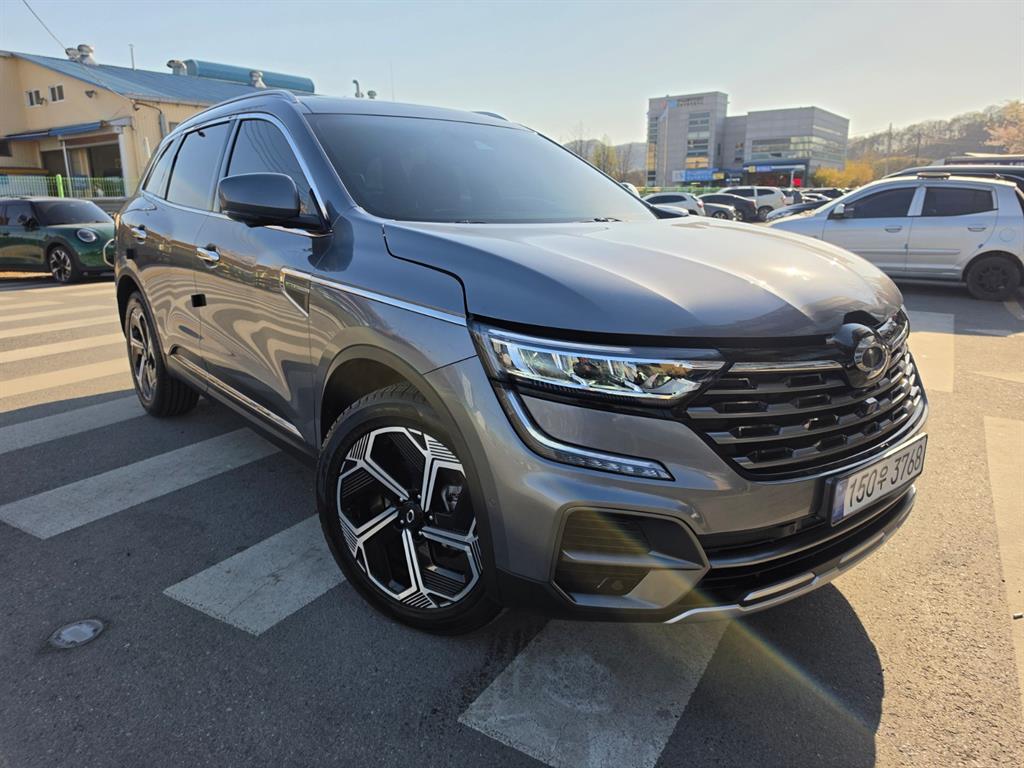 SAMSUNG QM6 - Vista 8