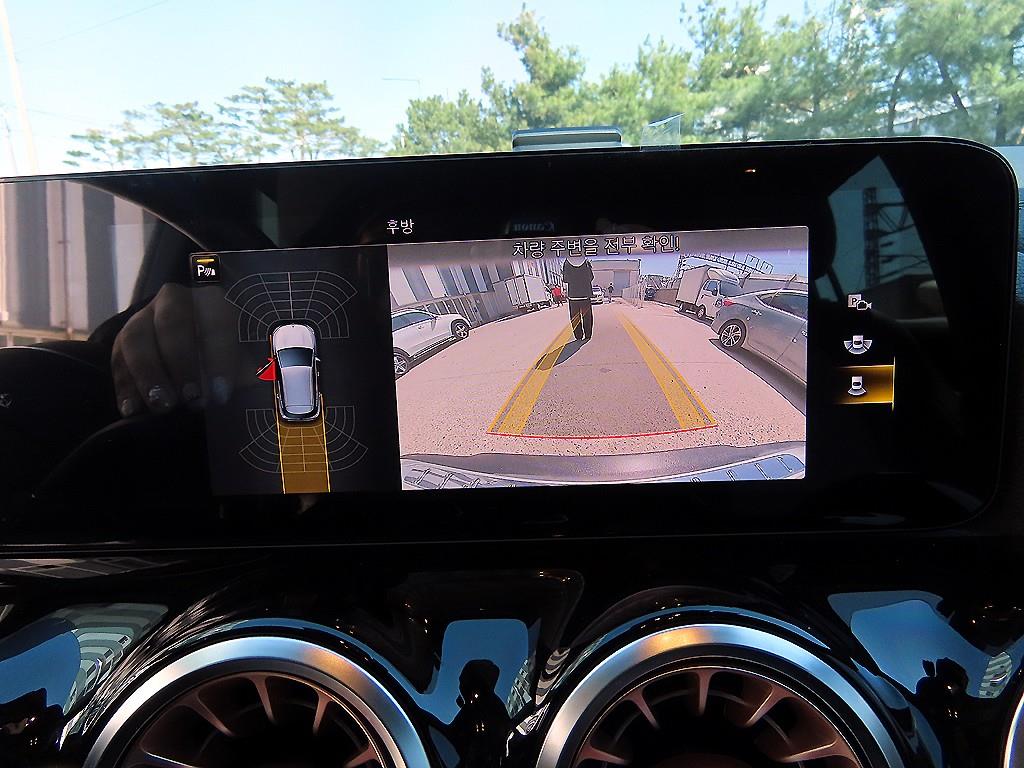 Mercedes Benz EQA 2021 Gris - Importación desde Corea - HF Imports Iquique - Foto 15