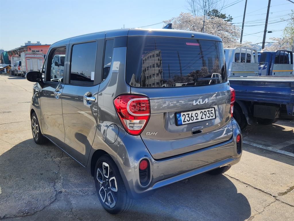 KIA Ray - Vista 4