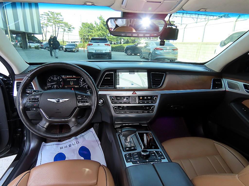 Genesis G80 - Vista 7