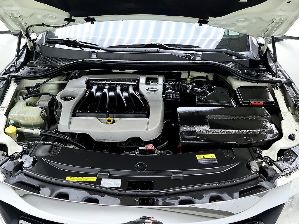 SAMSUNG SM5 2010 Blanco - Importación desde Corea - HF Imports Iquique - Foto 7