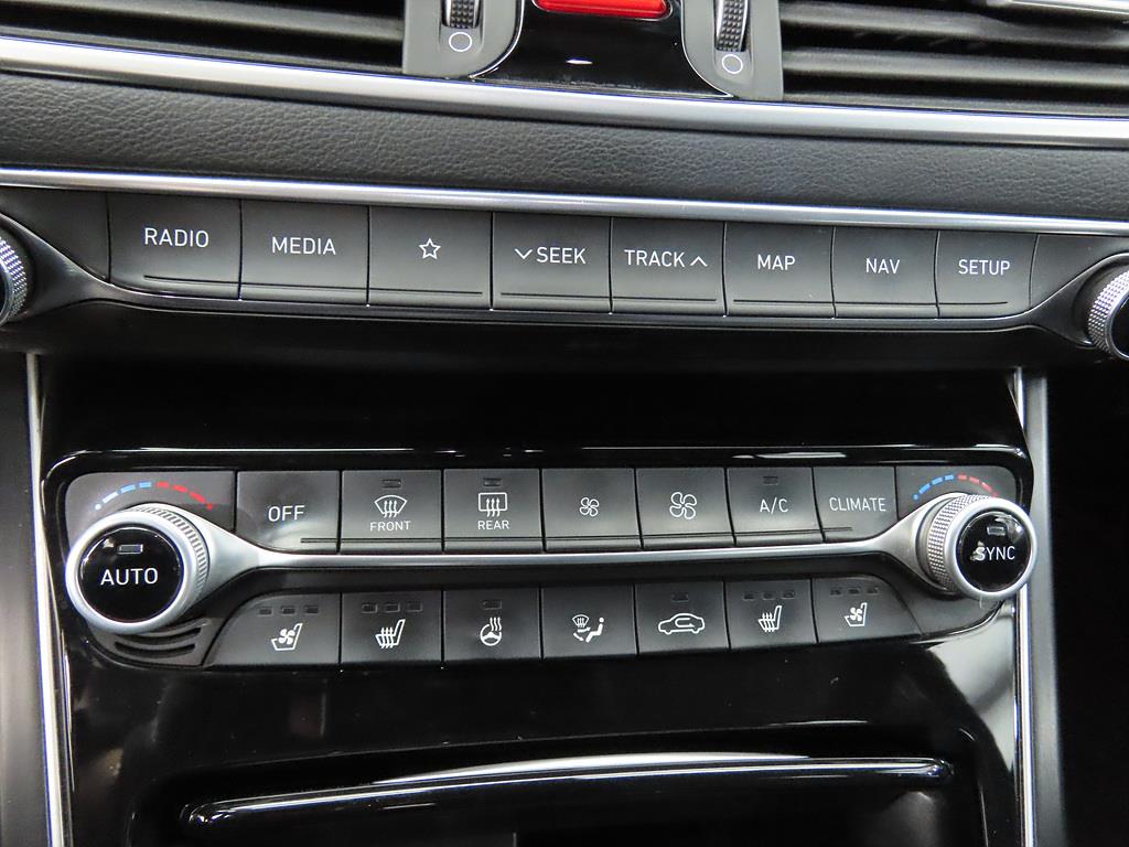 HYUNDAI Grandeur - Vista 10