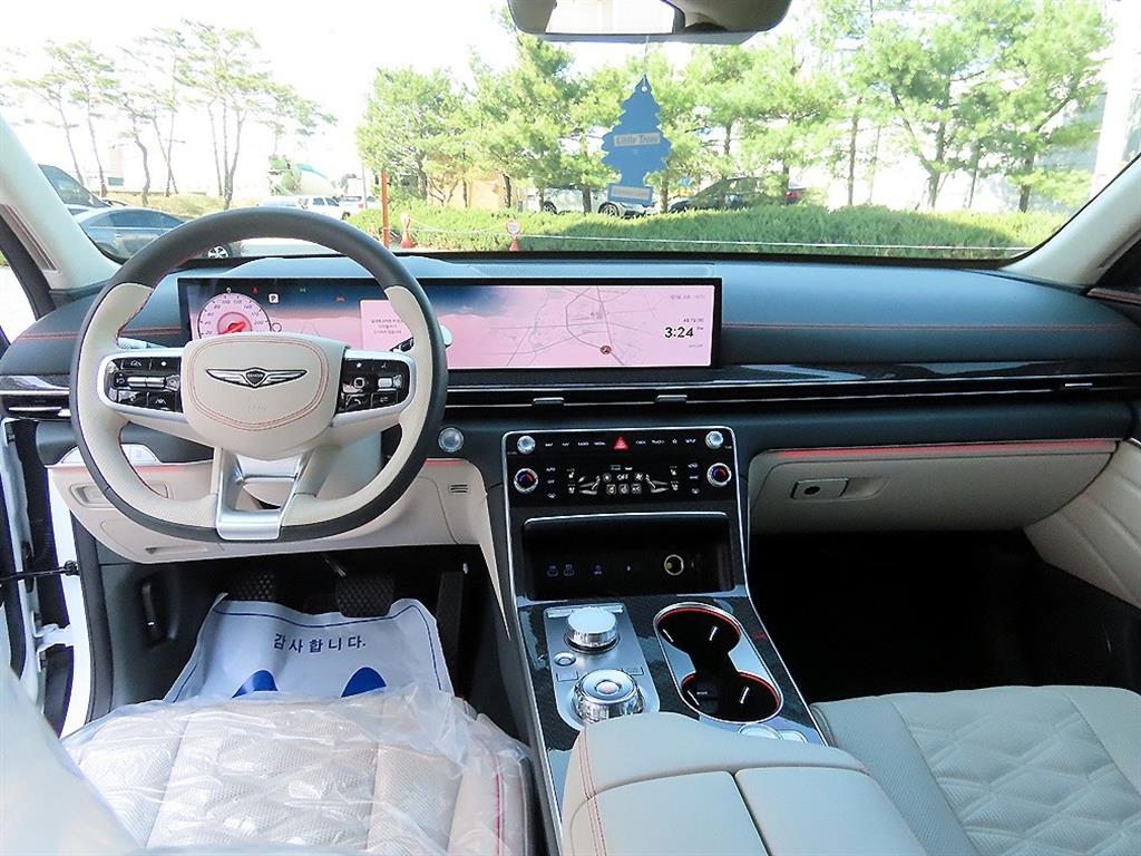 Genesis GV80 - Vista 7