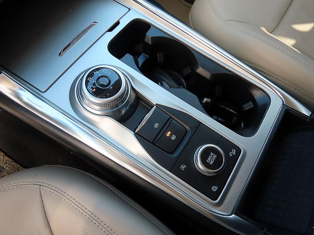 Ford Explorer - Vista 10