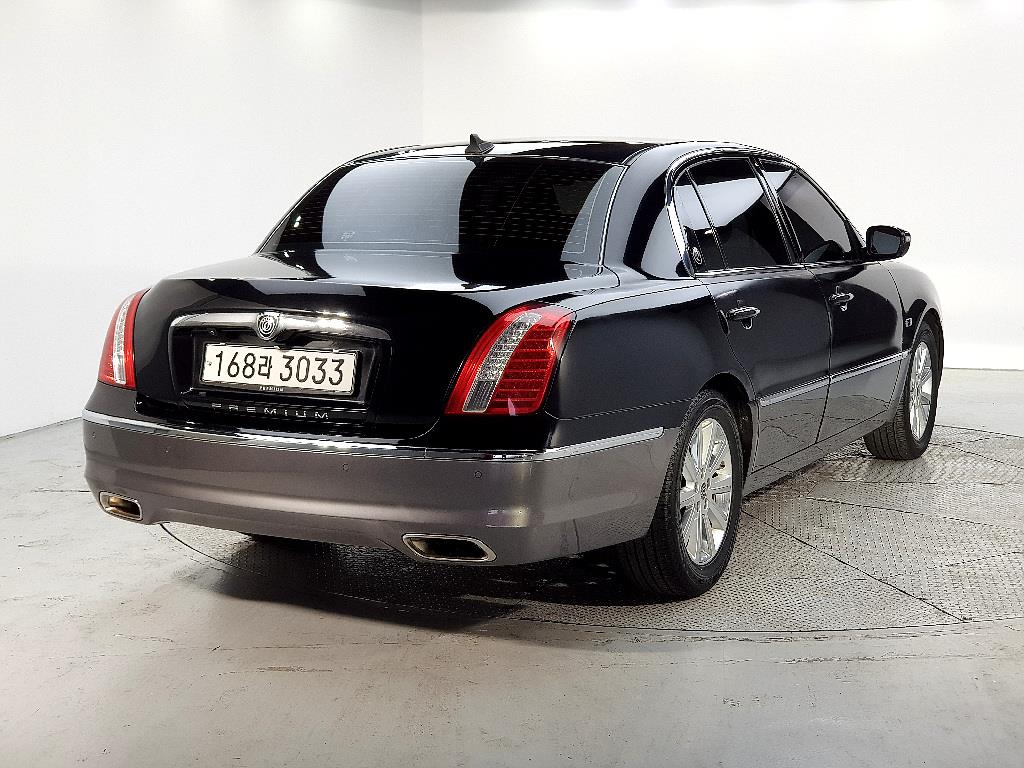 KIA Opirus - Vista 4