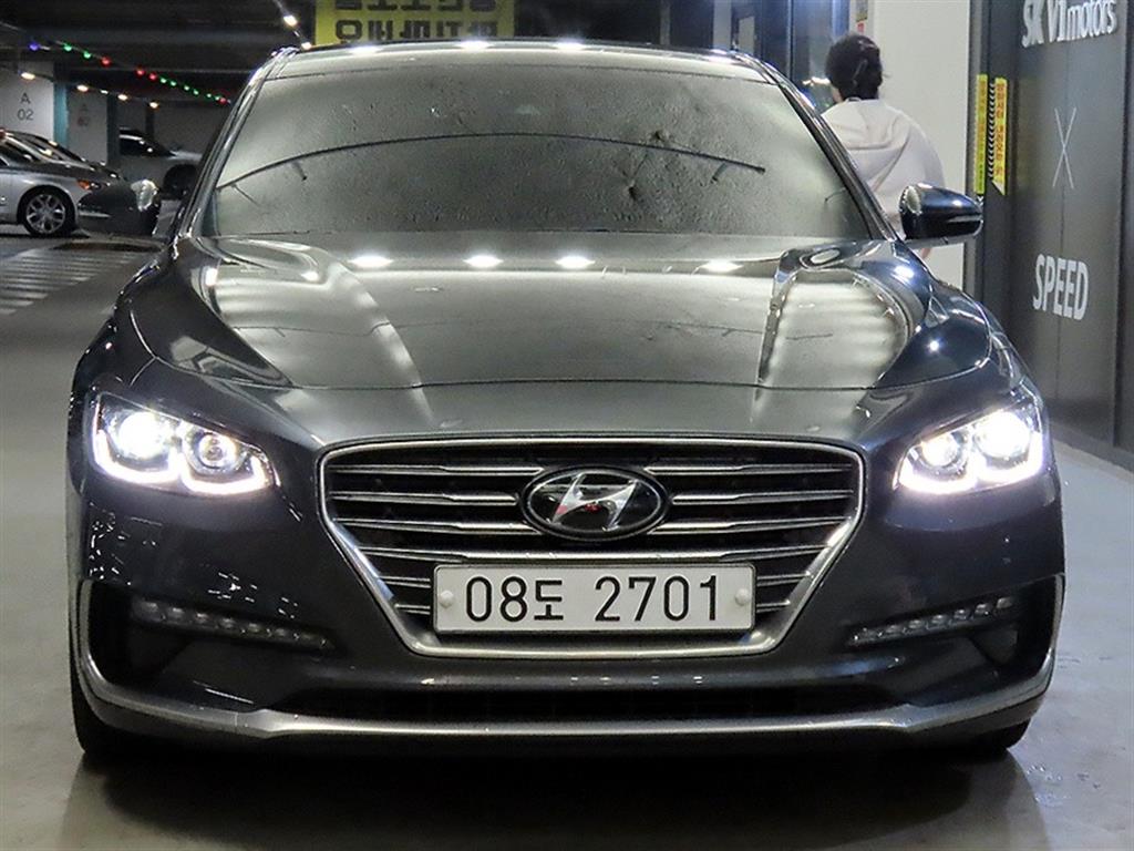 HYUNDAI Grandeur - Vista 2