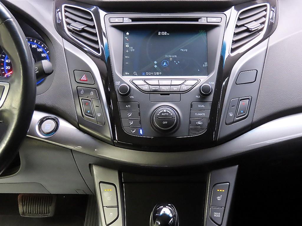 HYUNDAI i40 2016 Blanco - Importación desde Corea - HF Imports Iquique - Foto 14