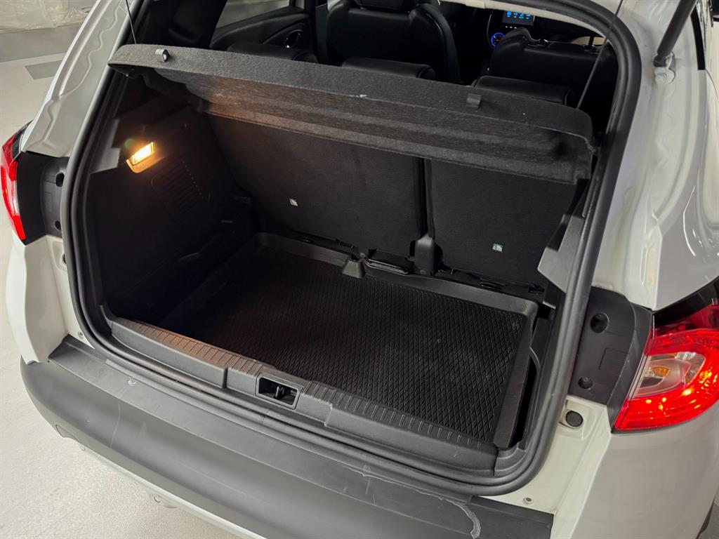 SAMSUNG QM3 - Vista 9