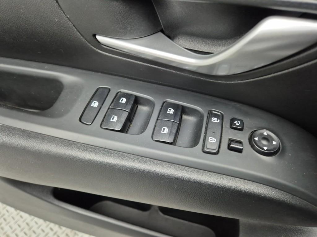 HYUNDAI Tucson 2022 Blanco - Importación desde Corea - HF Imports Iquique - Foto 18