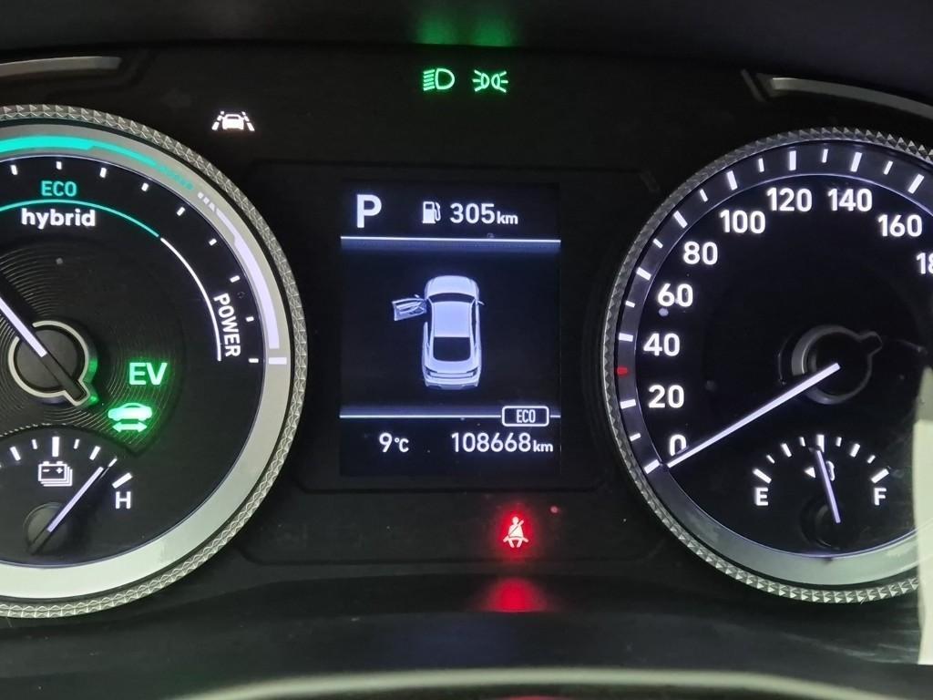 HYUNDAI Sonata - Vista 6