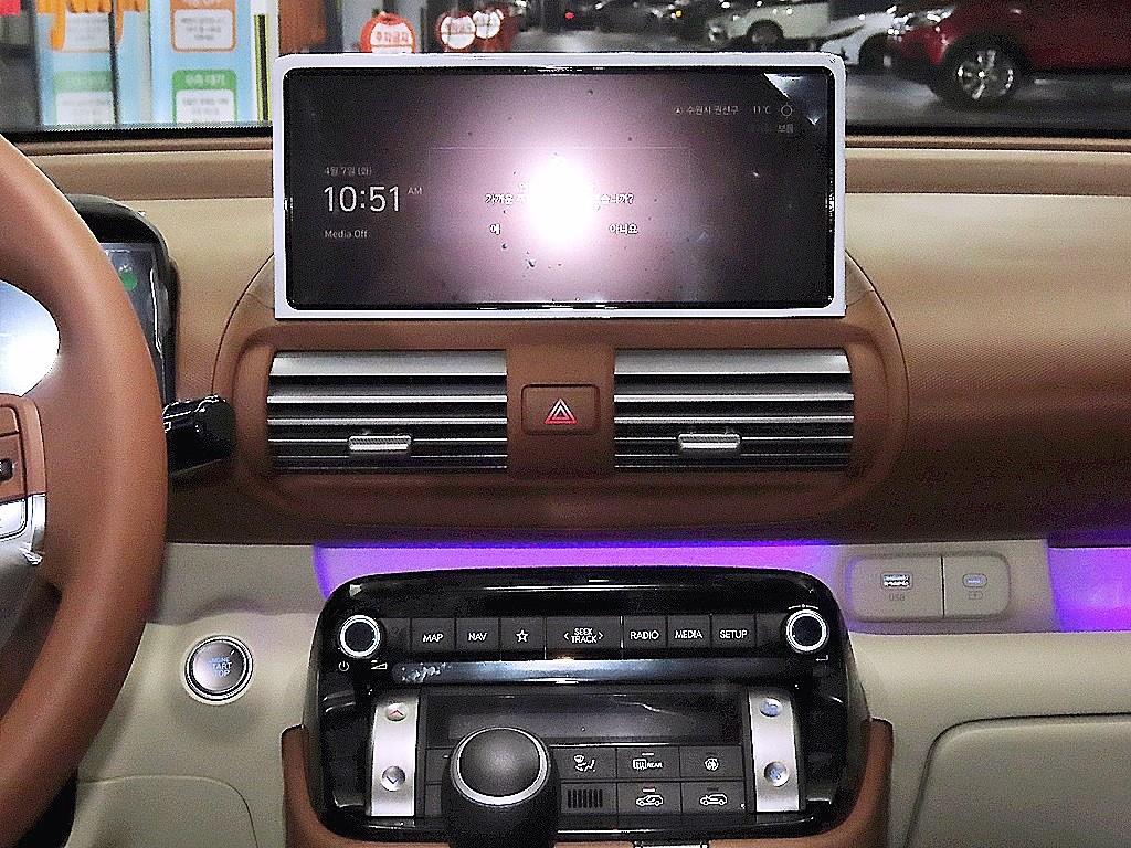 HYUNDAI Casper - Vista 11