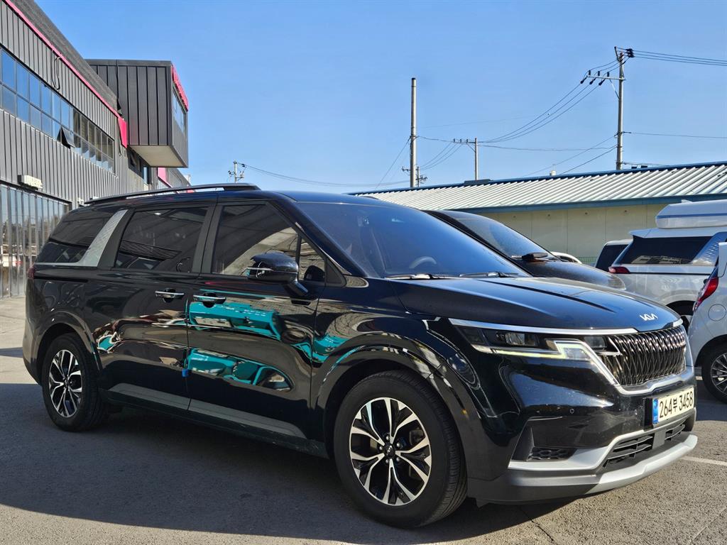 KIA Carnival - Vista 3