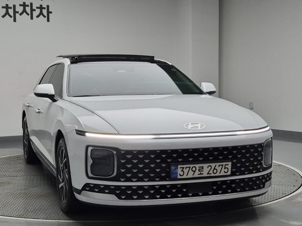 HYUNDAI Grandeur - Vista 2