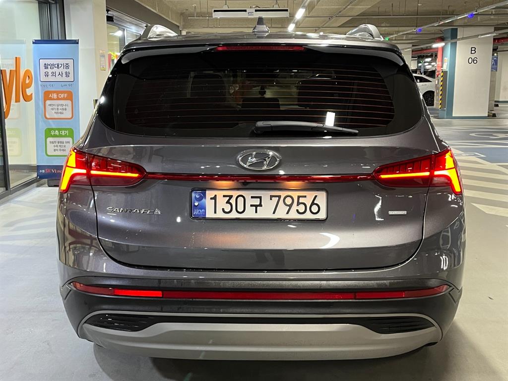 HYUNDAI Santa Fe - Vista 5