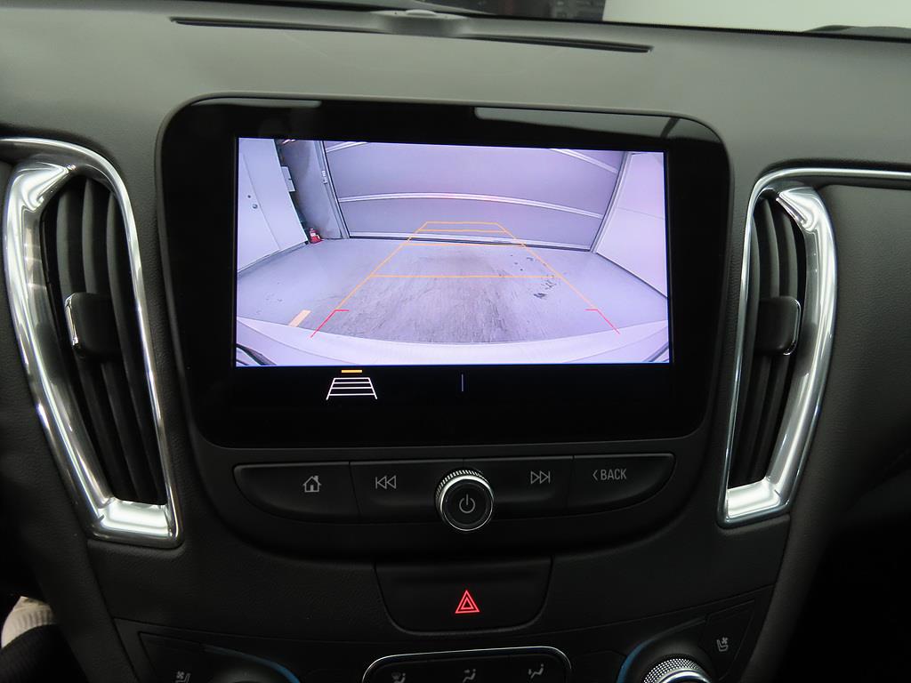 Chevrolet Malibu - Vista 10