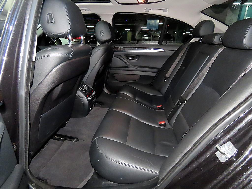 BMW 5 Series - Vista 7