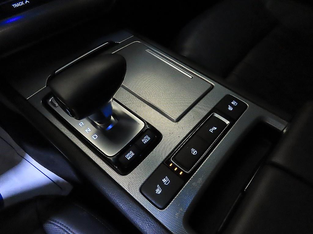 Genesis G80 - Vista 12