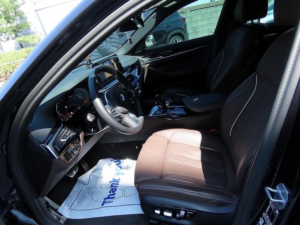 BMW 5 Series - Vista 5