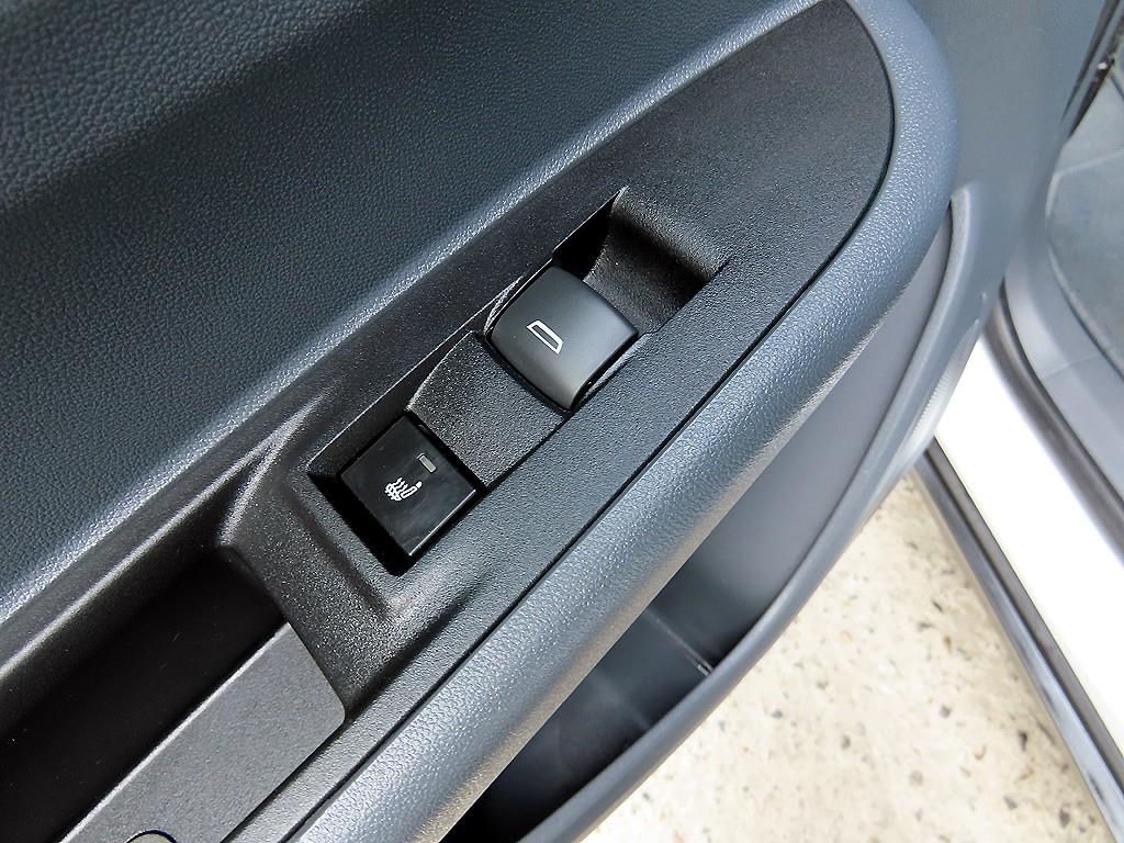 Chevrolet Bolt 2018 Blanco - Importación desde Corea - HF Imports Iquique - Foto 16