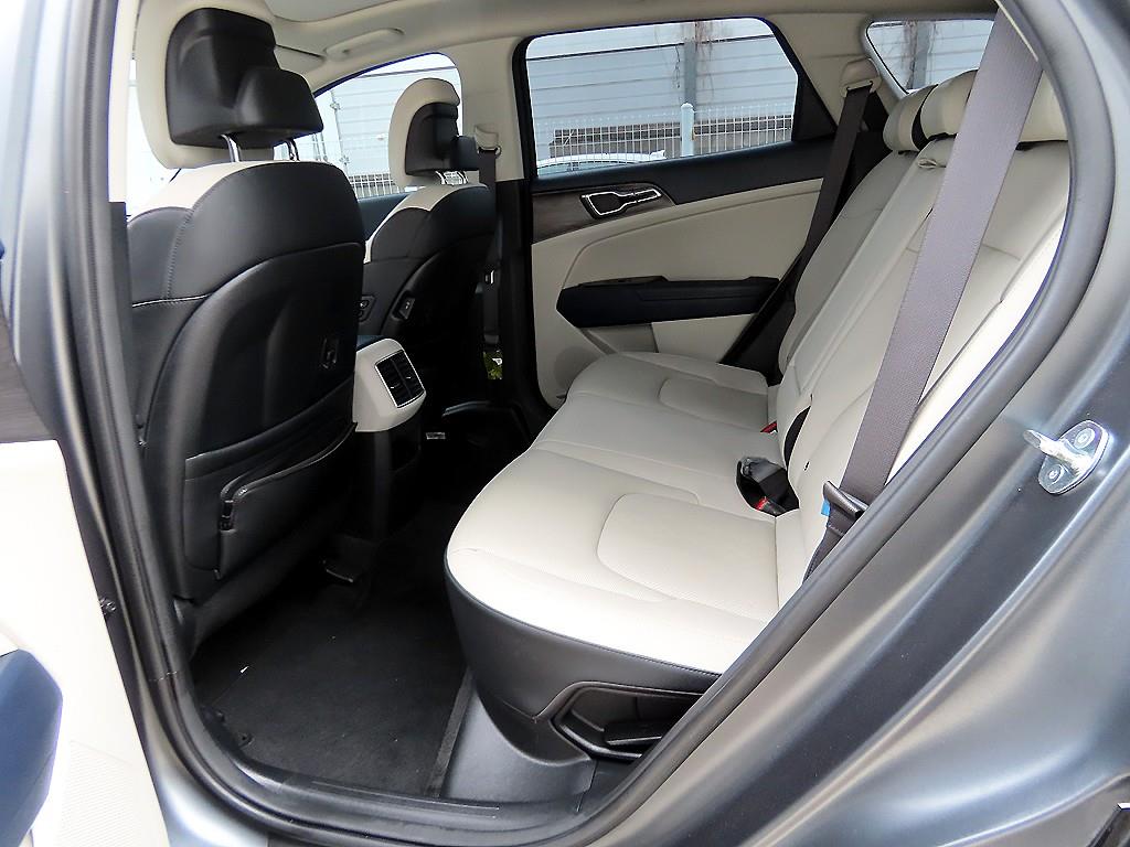 KIA Sportage - Vista 6