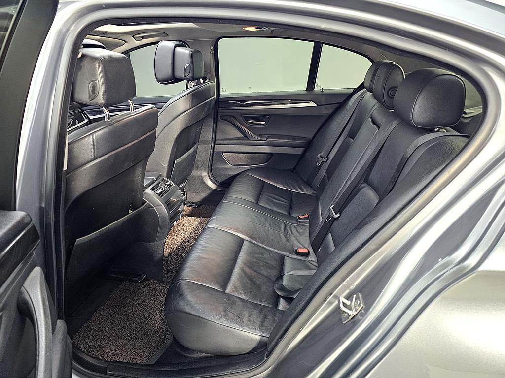 BMW 5 Series - Vista 9