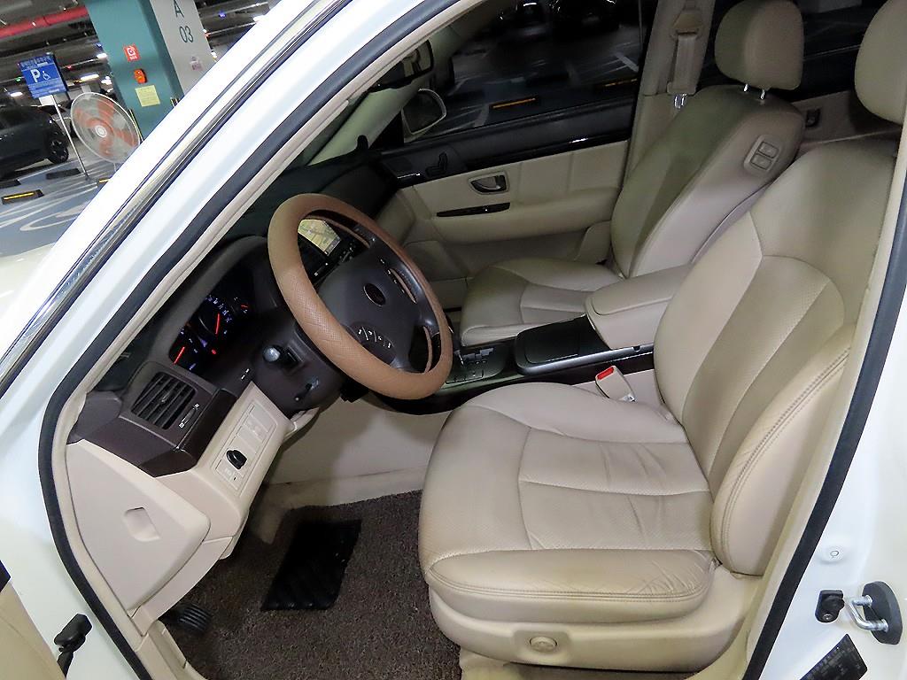 KIA Opirus - Vista 6