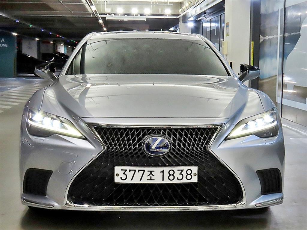 Lexus LS - Vista 2