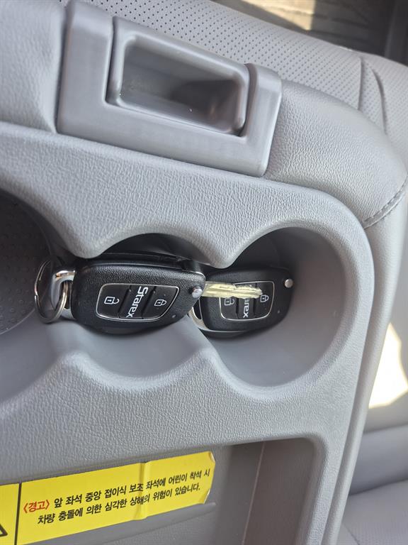 HYUNDAI Starex 2020 Amarillo - Importación desde Corea - HF Imports Iquique - Foto 17