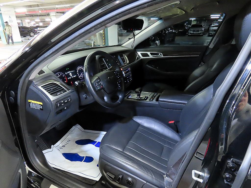 Genesis G80 - Vista 6