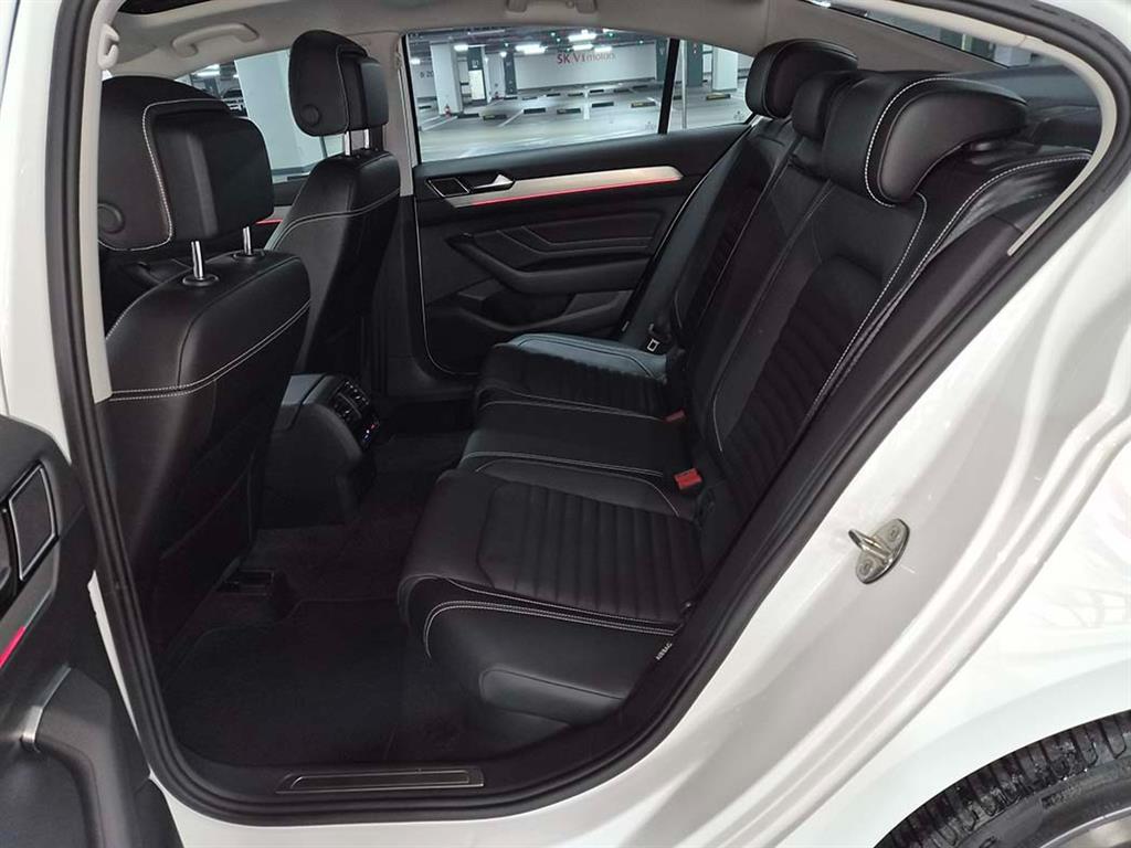 Volkswagen Passat - Vista 7