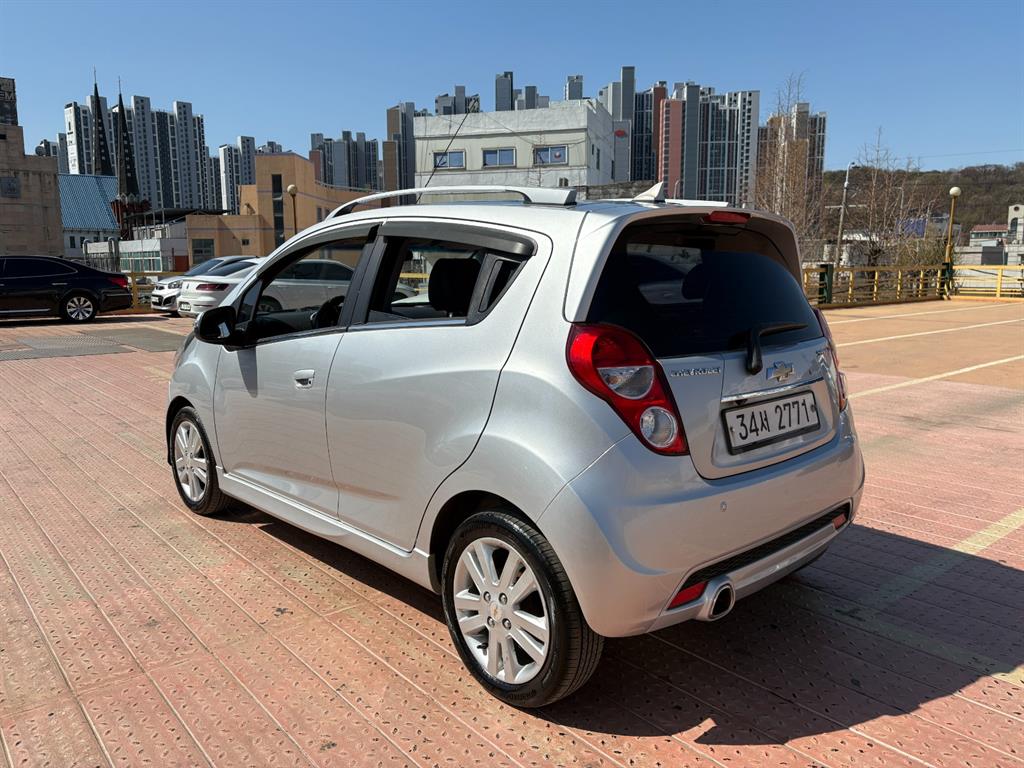 Chevrolet Spark - Vista 2