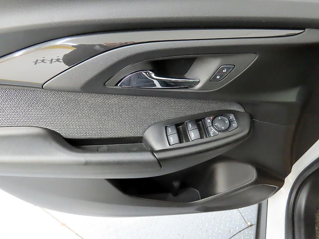 Chevrolet Trail Blazer - Vista 11