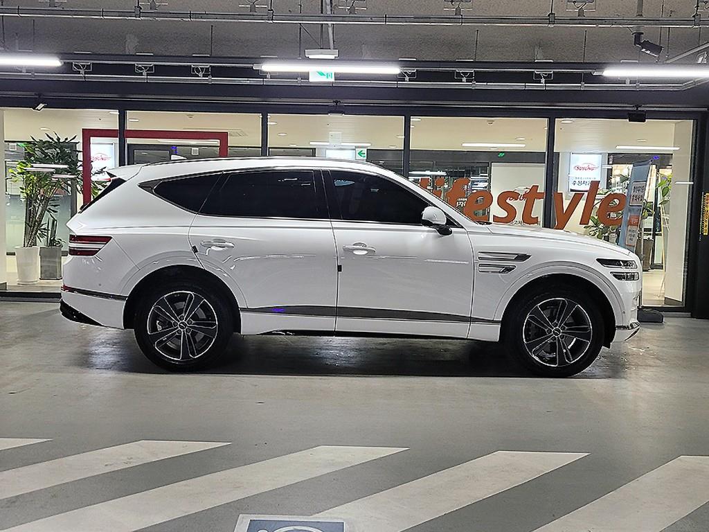 Genesis GV80 - Vista 3