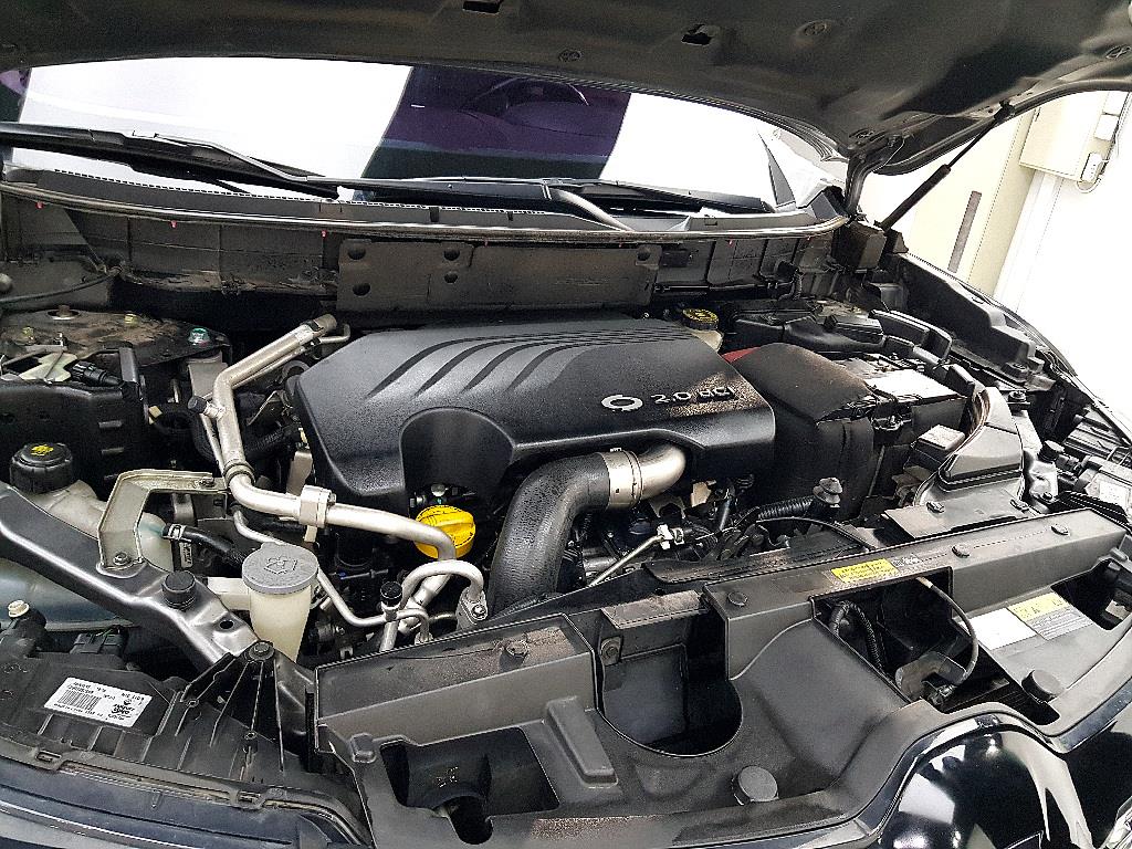 SAMSUNG QM6 - Vista 6