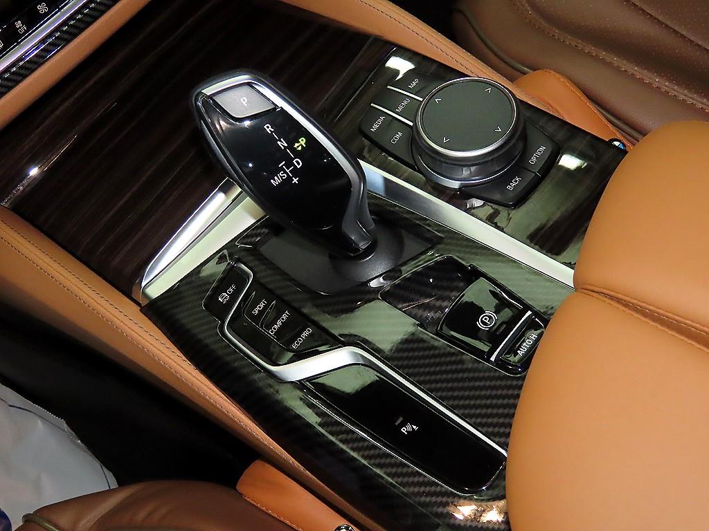 BMW 5 Series - Vista 12