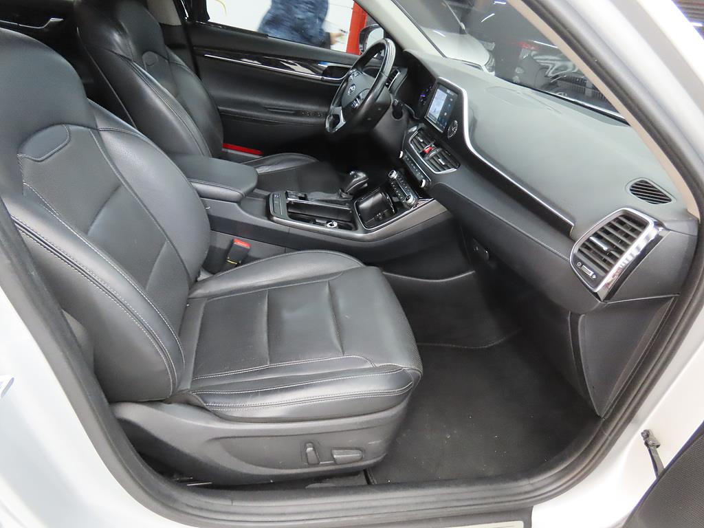 HYUNDAI Grandeur - Vista 11