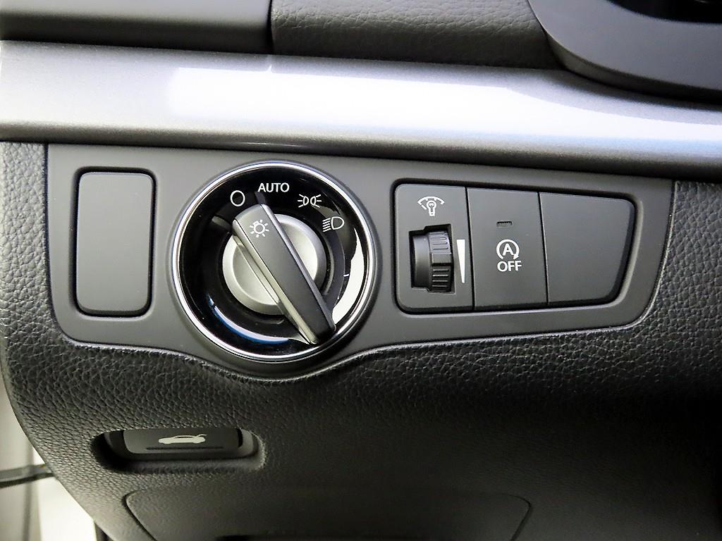 HYUNDAI i40 - Vista 12