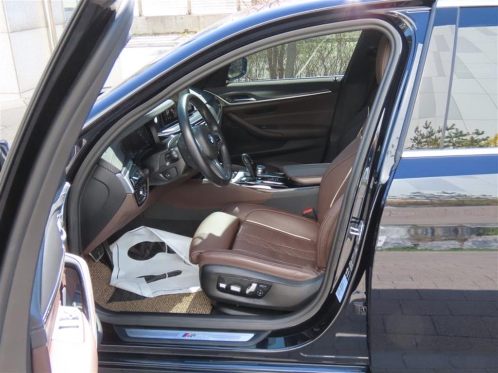 BMW 5 Series 2023 Negro - Importación desde Corea - HF Imports Iquique - Foto 13