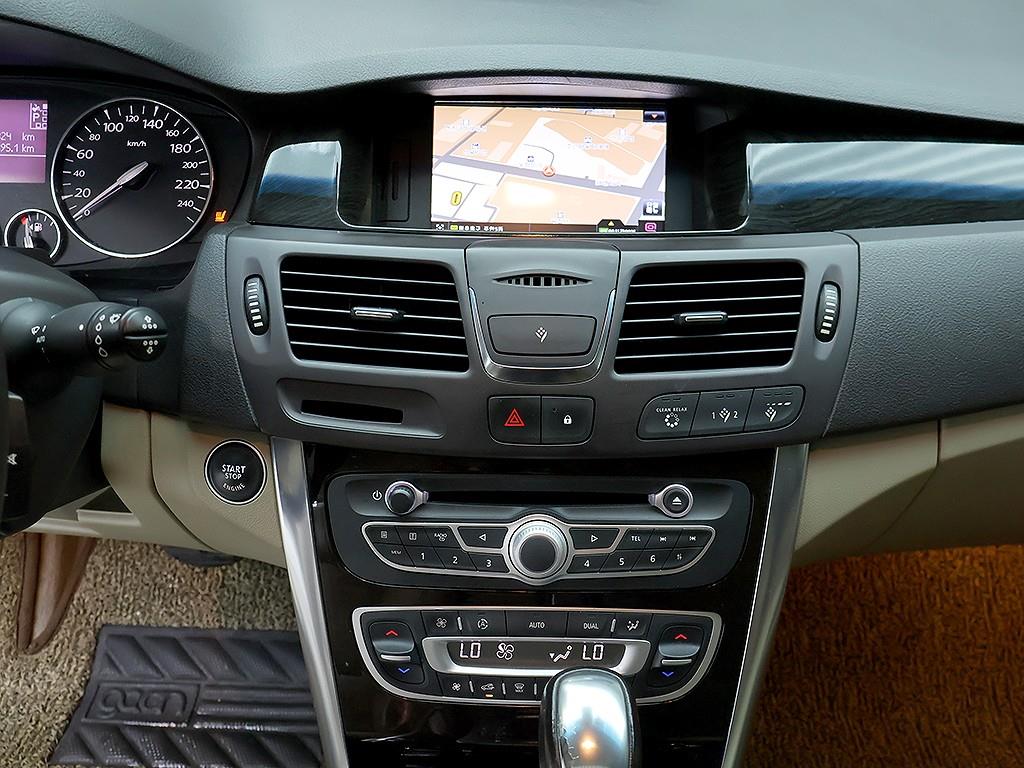 SAMSUNG SM5 2010 Blanco - Importación desde Corea - HF Imports Iquique - Foto 9