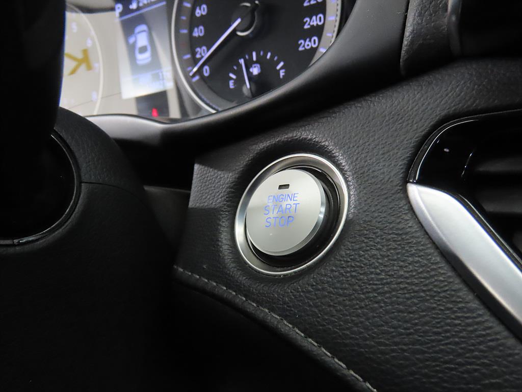 HYUNDAI Grandeur - Vista 12