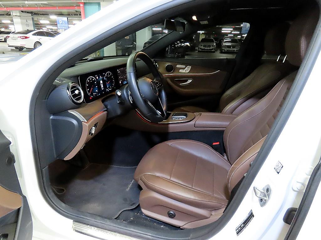 Mercedes Benz E class - Vista 6