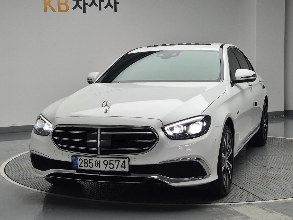 Mercedes Benz E class 2021 Blanco - Importación desde Corea - HF Imports Iquique - Foto 1